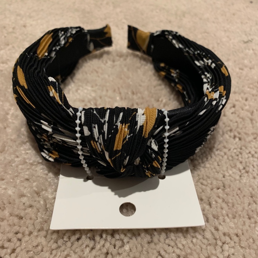 H&M Crepe Fabric Knot Headband
